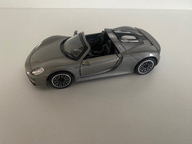 Porsche 918 Spyder., Ophalen of Verzenden, Zo goed als nieuw, Auto, Overige merken