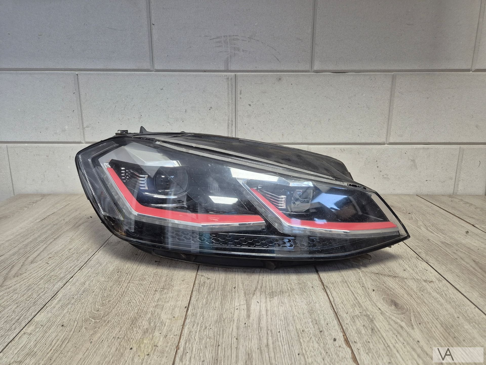 Koplamp rechts XENON LED van VW golf 7 gti facelift €150, Auto-onderdelen, Verlichting, Gebruikt, -, Volkswagen, -