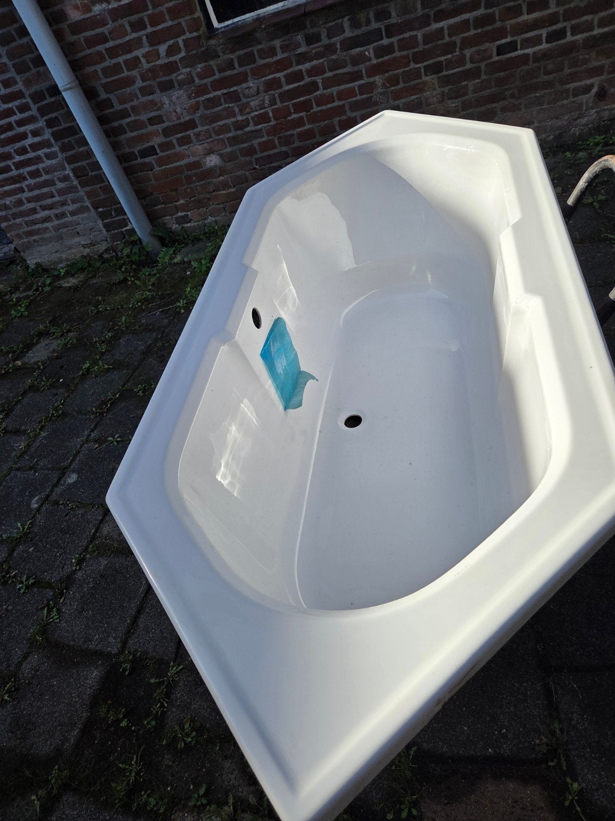 Witte hoekbadkuip - showmodel in goede staat, Ophalen, Zo goed als nieuw, Bad
