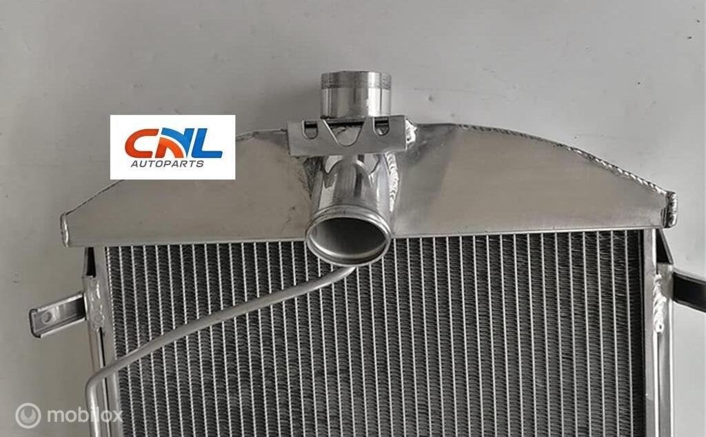 56mm  radiateur Ford Model A 1930 1931 30 31 MT, Nieuw, Ophalen of Verzenden