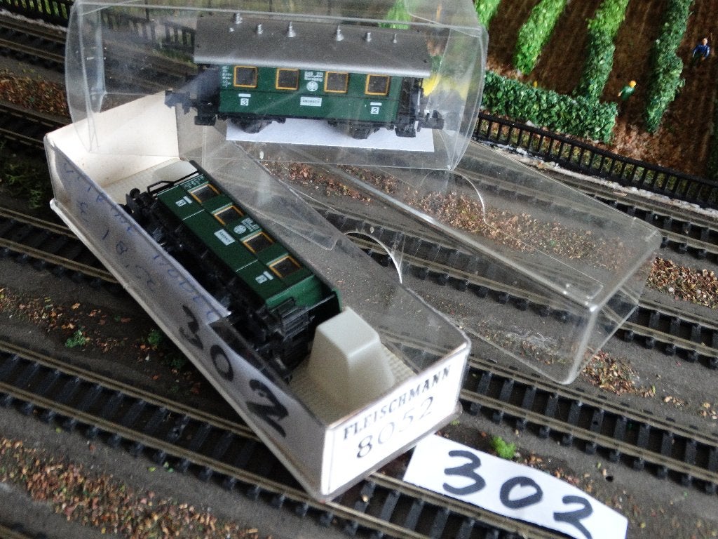 N-Spoor: FLM 8052. Adv 302: Passagiersrijtuig 2e/3e klas, Gelijkstroom, Fleischmann, Wagon, Ophalen of Verzenden