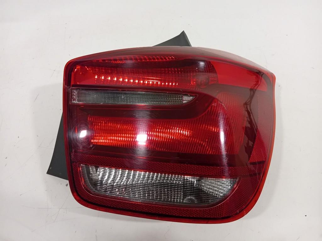 Achterlicht carrosserie rechts BMW 1 serie, Auto-onderdelen, Onderdelen@venauto.nl, Van der Ven Autorecycling B.V., Gebruikt, Ettenseweg 76, 4706 PB Roosendaal, The Netherlands