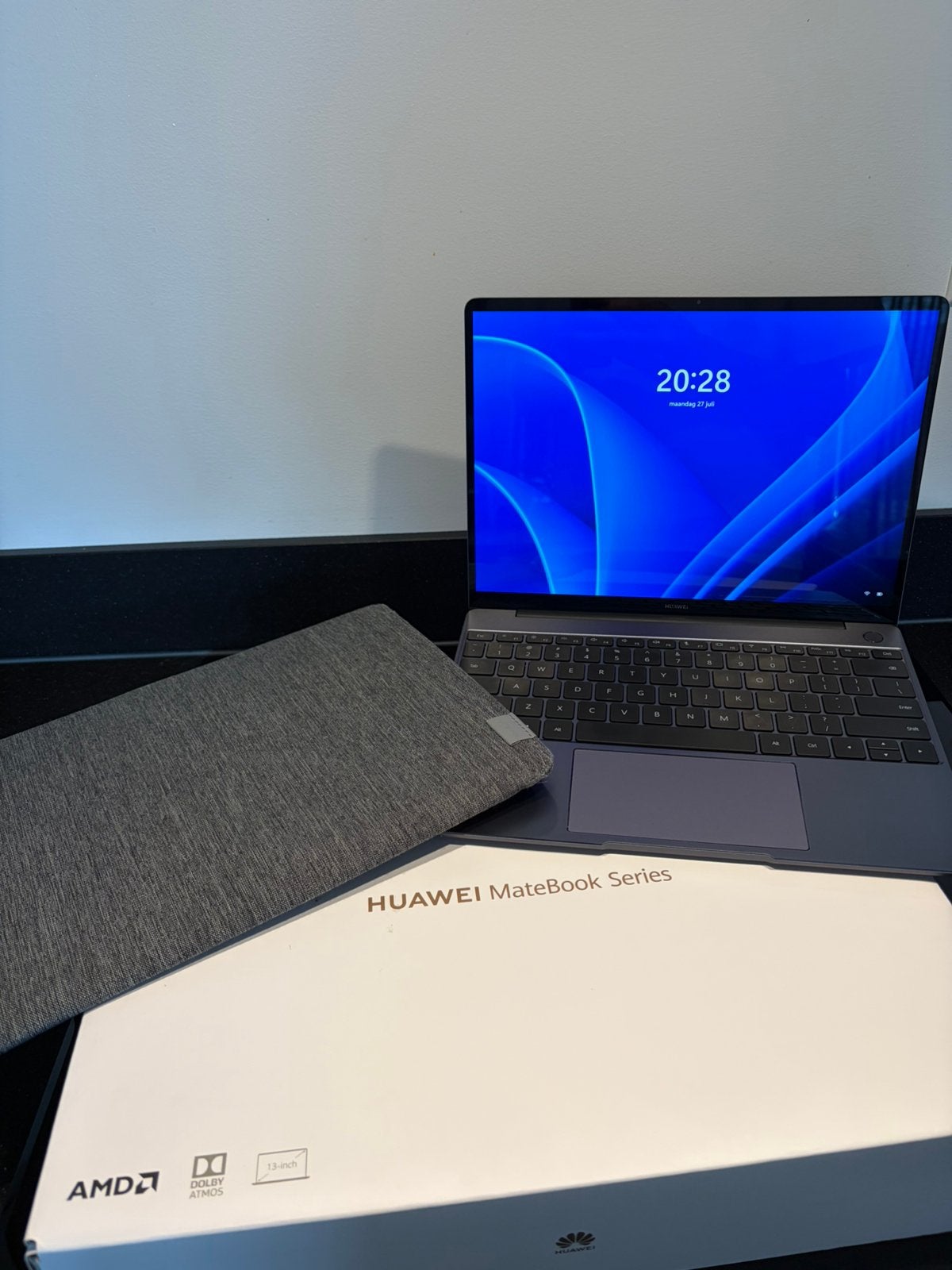 Huawei MateBook 13 HN-W29R - AMD RYZEN 7 - Zo goed als nieuw, Computers en Software, Windows Laptops, Met videokaart, 2 tot 3 Ghz