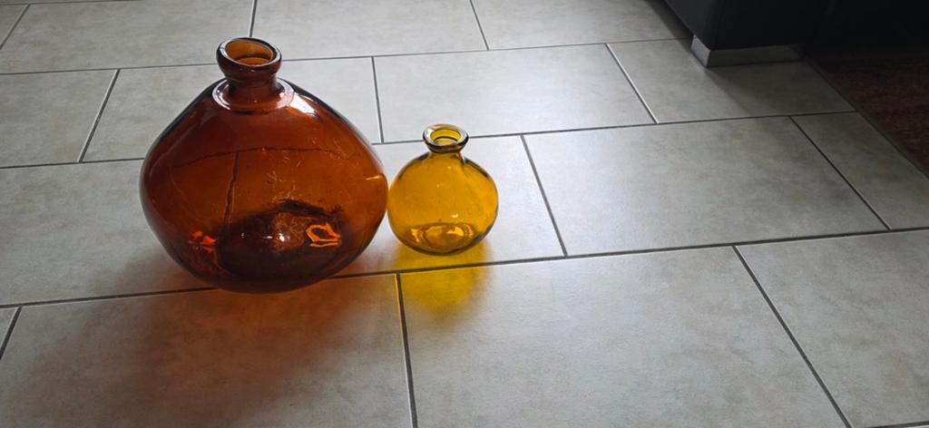 Set van 2 amberkleurige glazen vazen, Ophalen of Verzenden