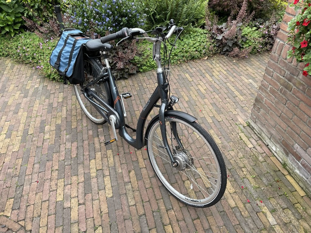 Electrische fiets met lage instap, Zo goed als nieuw, Minder dan 47 cm, 50 km per accu of meer, Ophalen