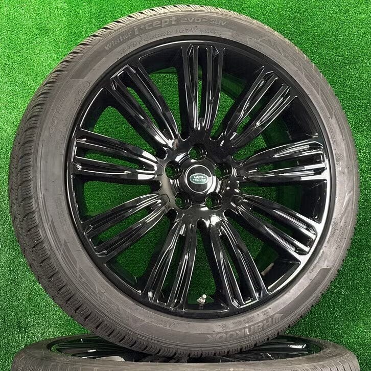 Originele 22 inch Range Rover velgen met winterbanden, Land Rover, Gebruikt, 275 mm, Banden en Velgen