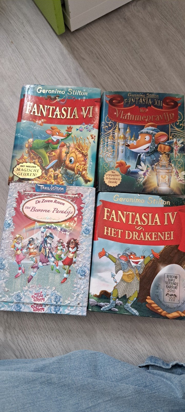 Geronimo Stilton & Thea Stilton boeken - 4 stuks, Ophalen of Verzenden, Gelezen, Geronimo Stilton, Thea Stilton, Fictie