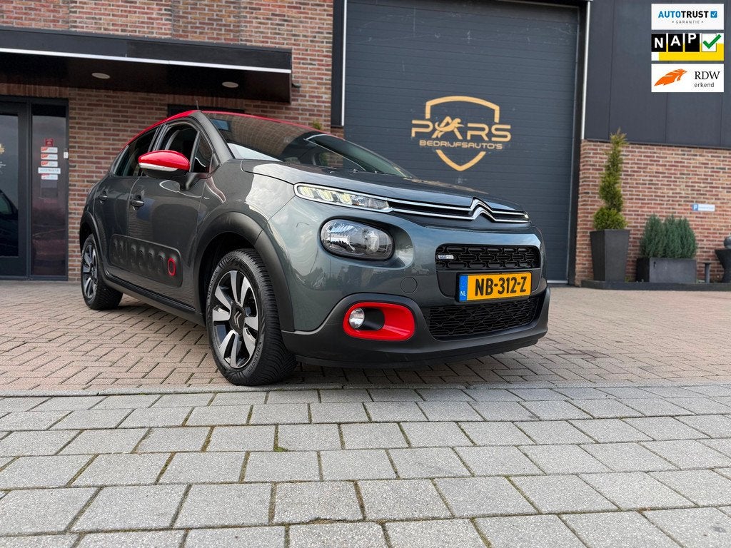 Citroen C3 1.2 PureTech Shine Airco Navi Cruise Camera Elk.r, 1199 cc, 82 pk, 450 kg, Origineel Nederlands