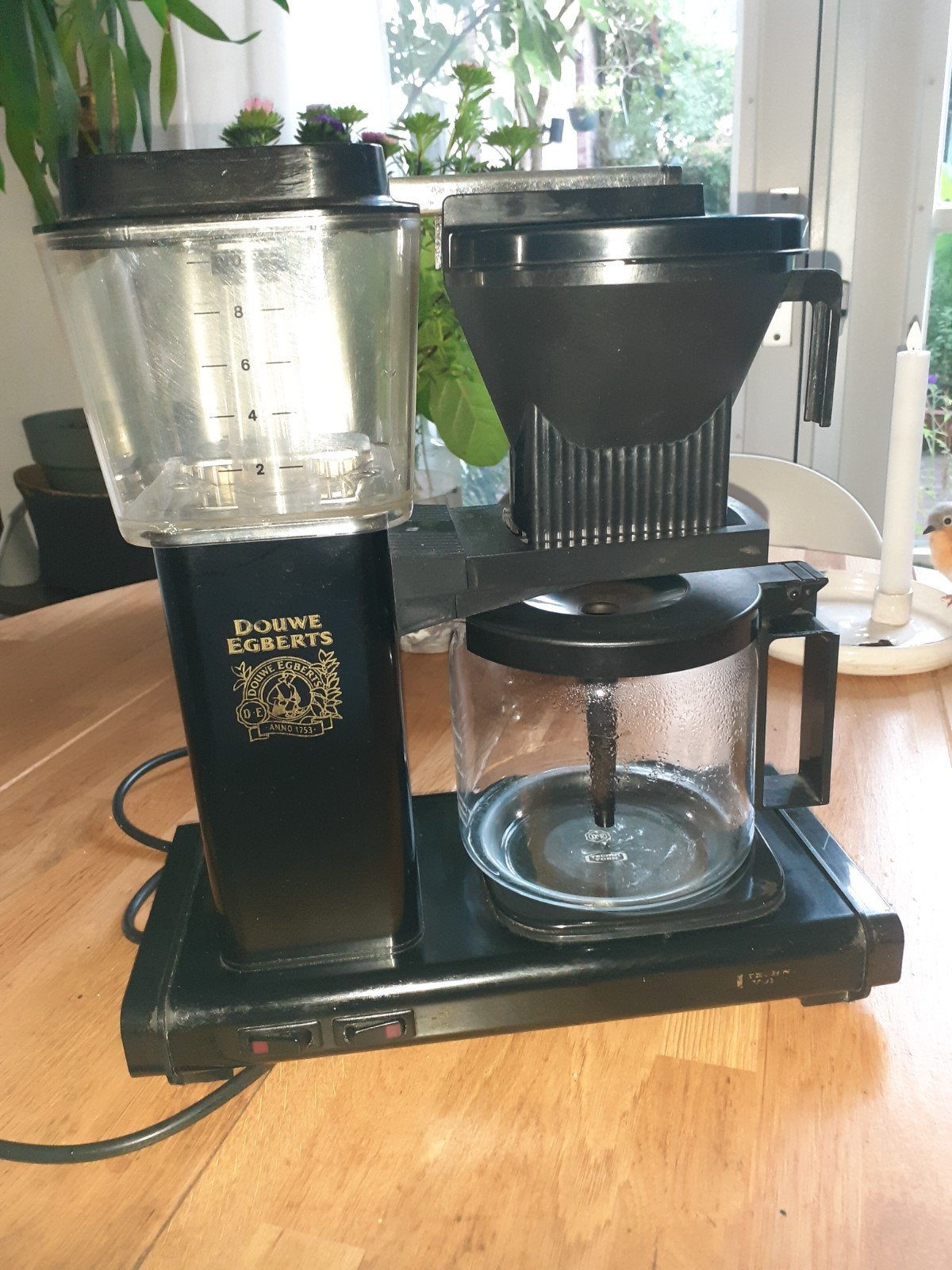 Douwe Egberts Koffiezetapparaat - Gebruikt en Ontkalkt, Witgoed en Apparatuur, Koffiezetapparaten, Gebruikt, Koffiemachine, Gemalen koffie