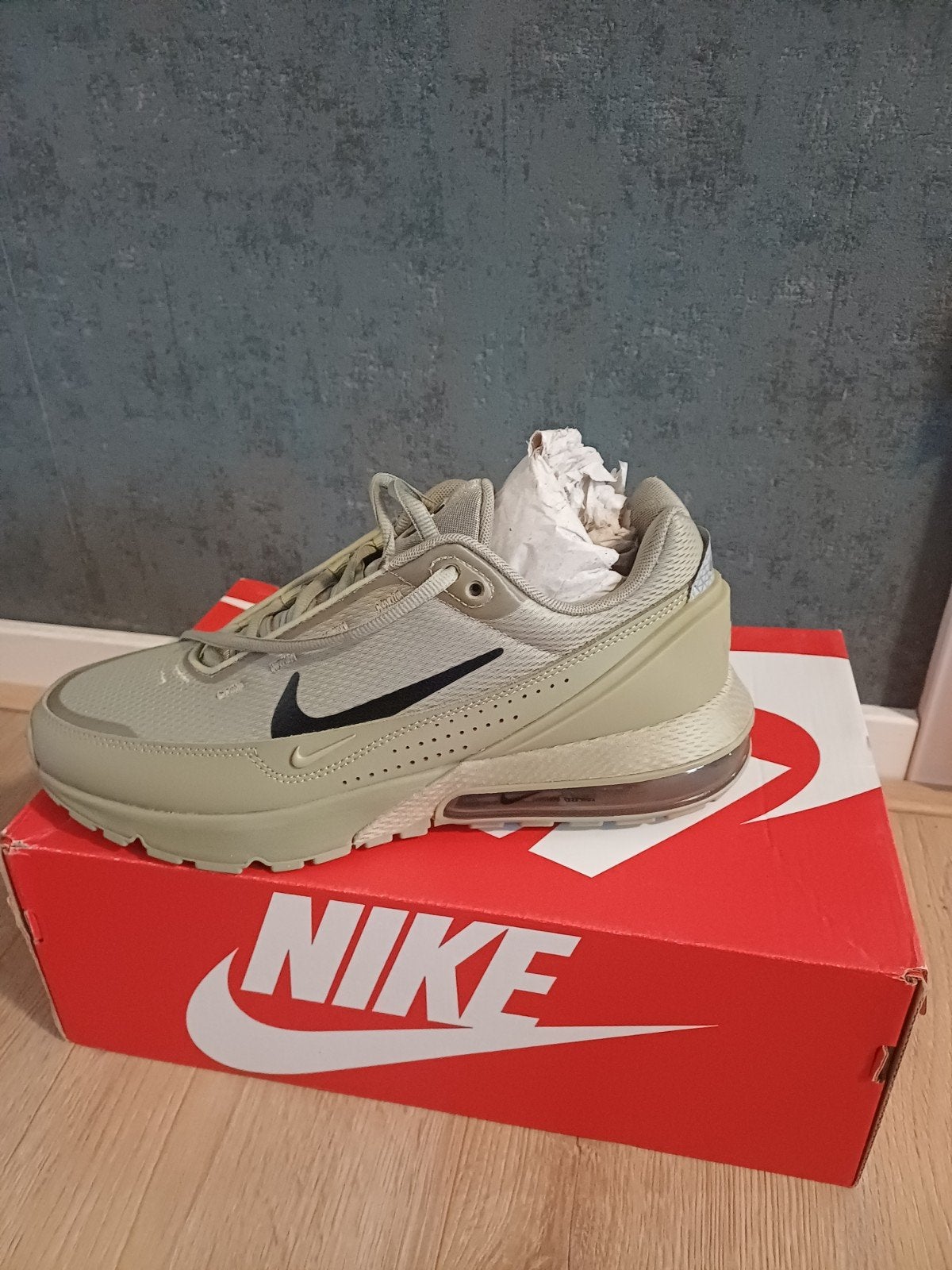 Nike Air Max Pulse EWT - Maat 42, Ophalen of Verzenden