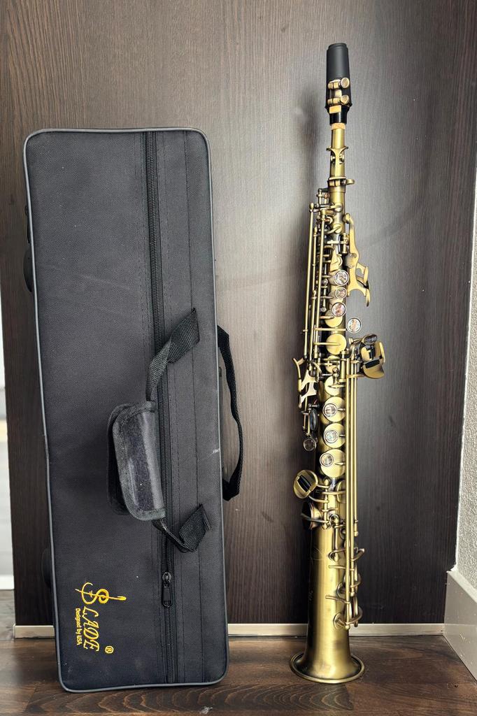 Sopraan Slade saxofoon met tas / koffer, Muziek en Instrumenten, Ophalen of Verzenden, Zo goed als nieuw, Sopraan, Met koffer
