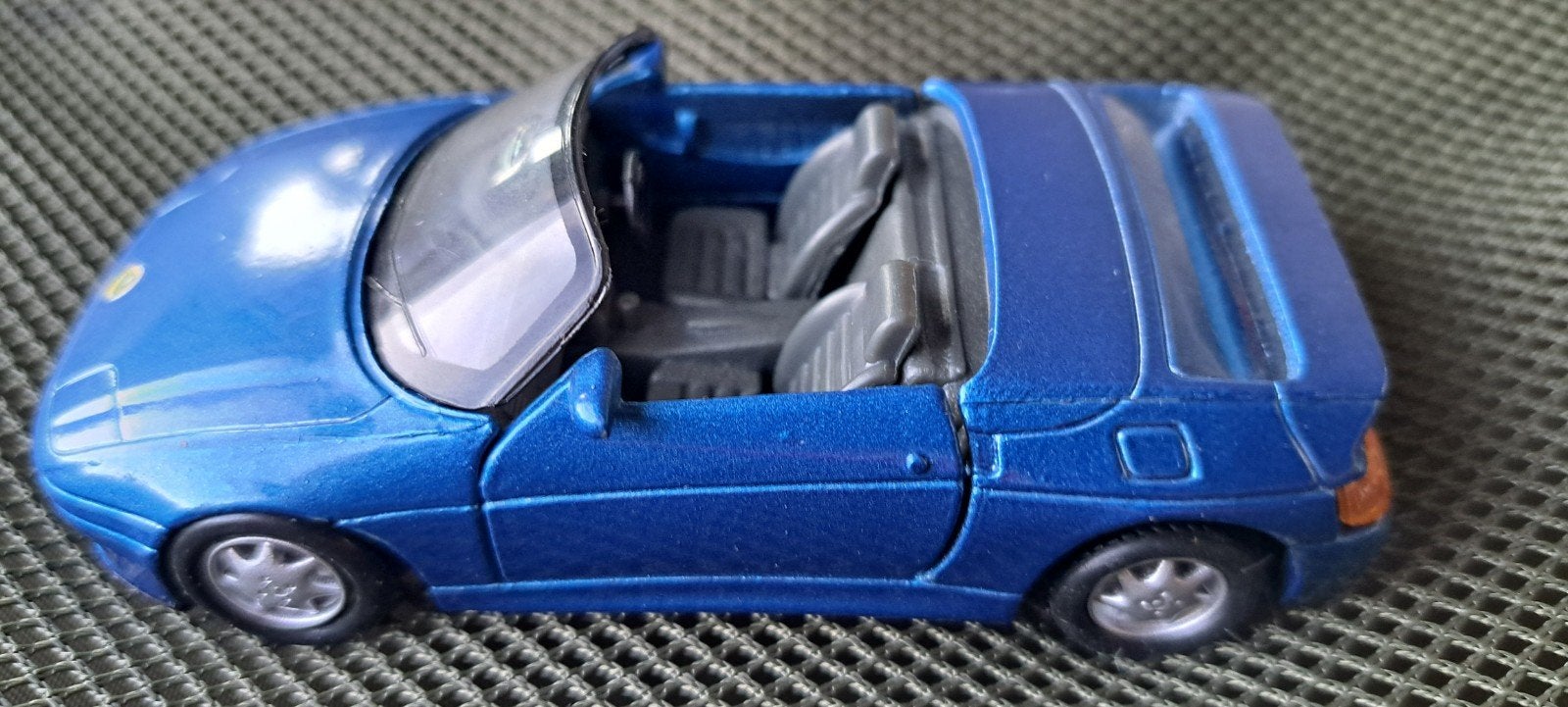 Lotus Elan schaalmodel - Maisto 1/36, Ophalen of Verzenden, Gebruikt, Overige typen