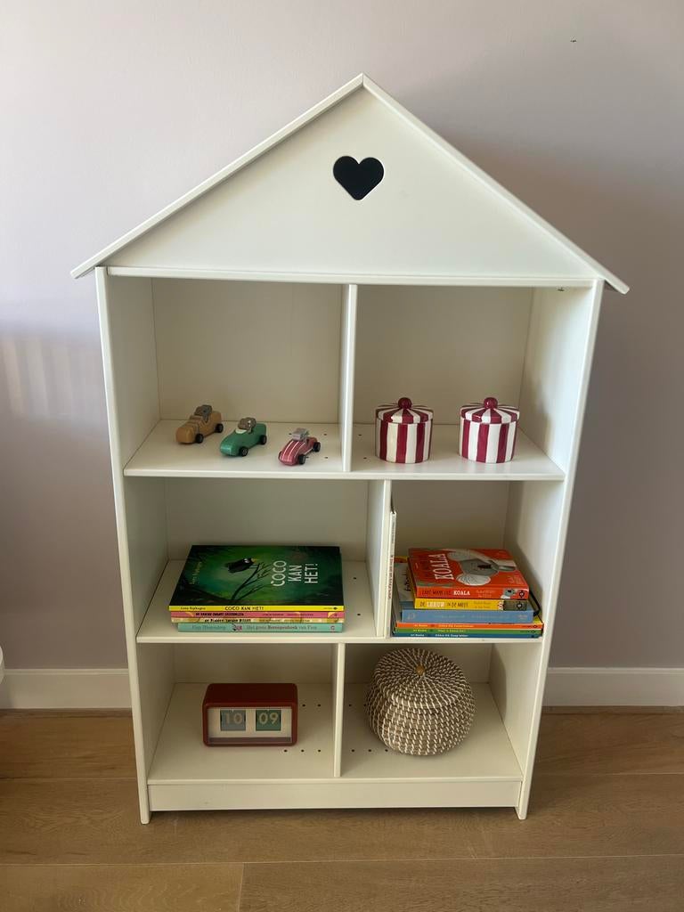 Boekenkast / Poppenhuis Kinderkamer - Wit met Hartje, Kinderen en Baby's, Ophalen, Gebruikt, Kast