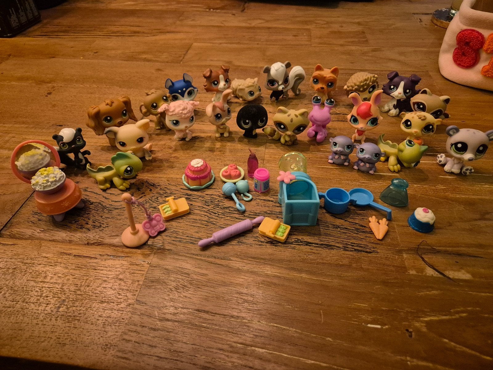 Grote collectie Littlest Pet Shop figuren en accessoires, Ophalen of Verzenden, Gebruikt