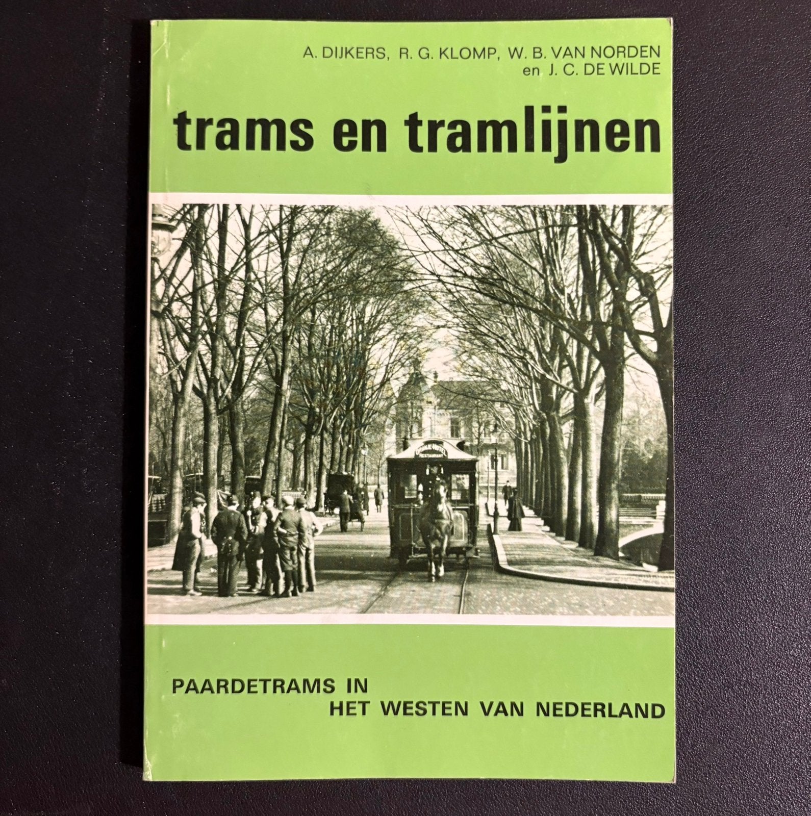 Paardetrams in het westen van Nederland (1977), Ophalen of Verzenden, Zo goed als nieuw, Tram, Boek of Tijdschrift