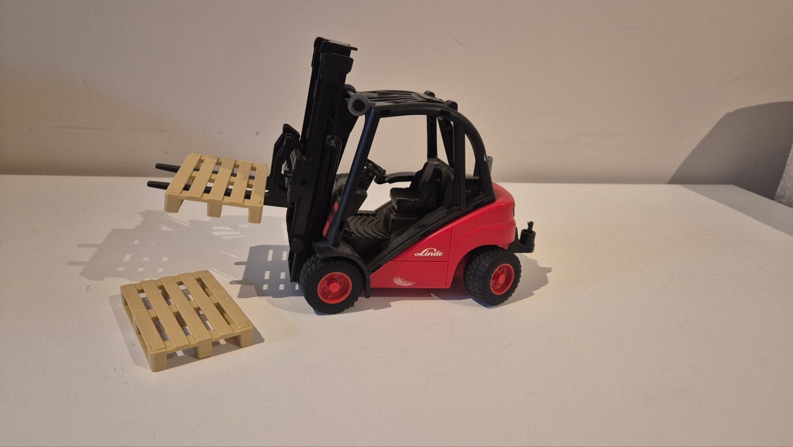 Bruder speelgoed heftruck Linde, Ophalen of Verzenden, Zo goed als nieuw