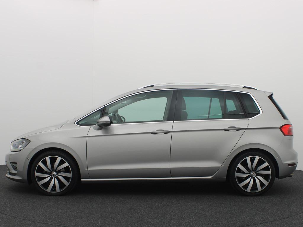 Volkswagen Golf Sportsvan 1.4 TSI Highline AUTOMAAT / TREKHA, Gebruikt, 4 cilinders, 1283 kg, Alcantara
