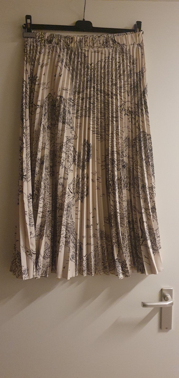 H&M Plissé Rok Maat M, Kleding | Dames, Maat 38/40 (M), H&M, Beige, Ophalen of Verzenden