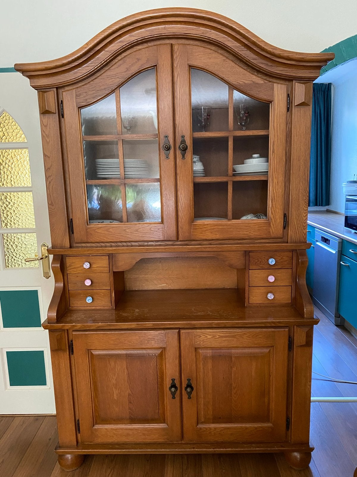 Eikenhouten buffetkast met honing patina - 215x195x47 cm, Ophalen