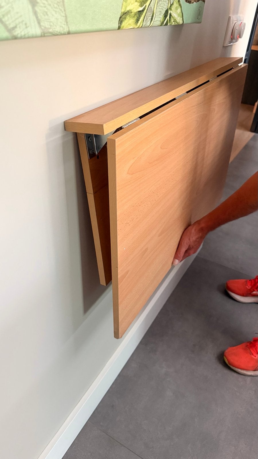 Handige opklapbare wandtafel - ideaal voor kleine ruimtes, Ophalen, Gebruikt, 100 tot 150 cm, Tot twee personen