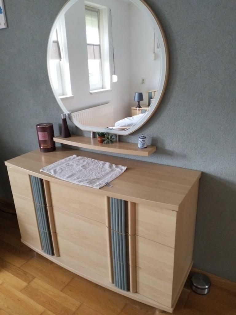 Commode, Huis en Inrichting, Tafels | Kaptafels, Ophalen of Verzenden, Zo goed als nieuw, 100 tot 150 cm, Minder dan 100 cm