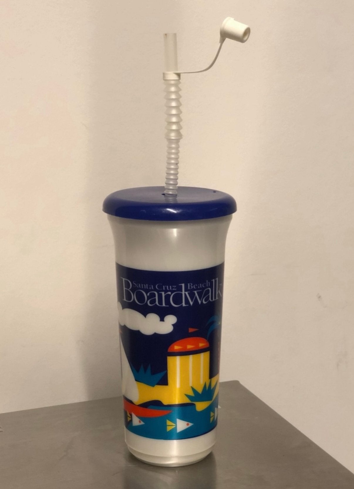 SANTA CRUZ BEACH BOARDWALK PLASTIC BEKER, Ophalen of Verzenden, Zo goed als nieuw, Gebruiksvoorwerp