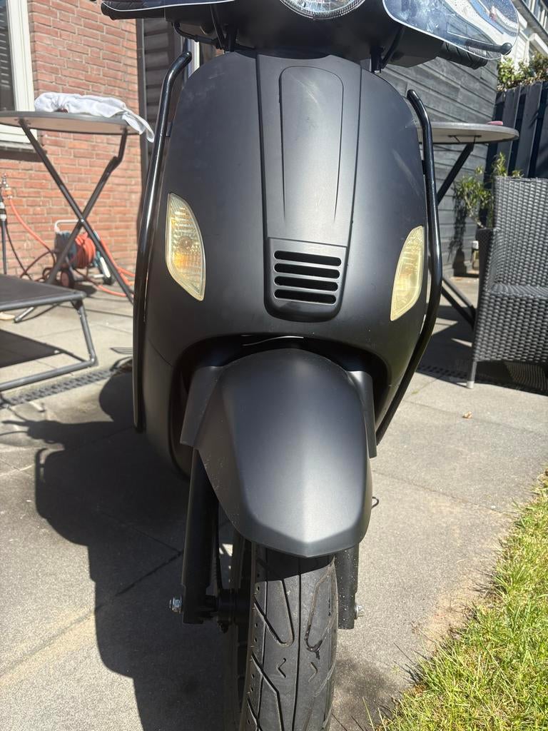 La Souris Sourini Scooter Mat Zwart - 2022 - 6172 km, Ophalen of Verzenden, Zo goed als nieuw, Benzine, Overige merken