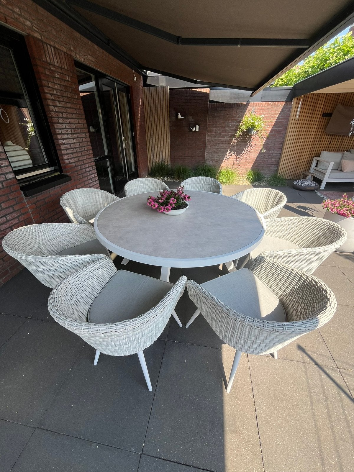 Prachtige tuinset ronde tafel met 8 stoelen, Ophalen, Zo goed als nieuw, Wicker