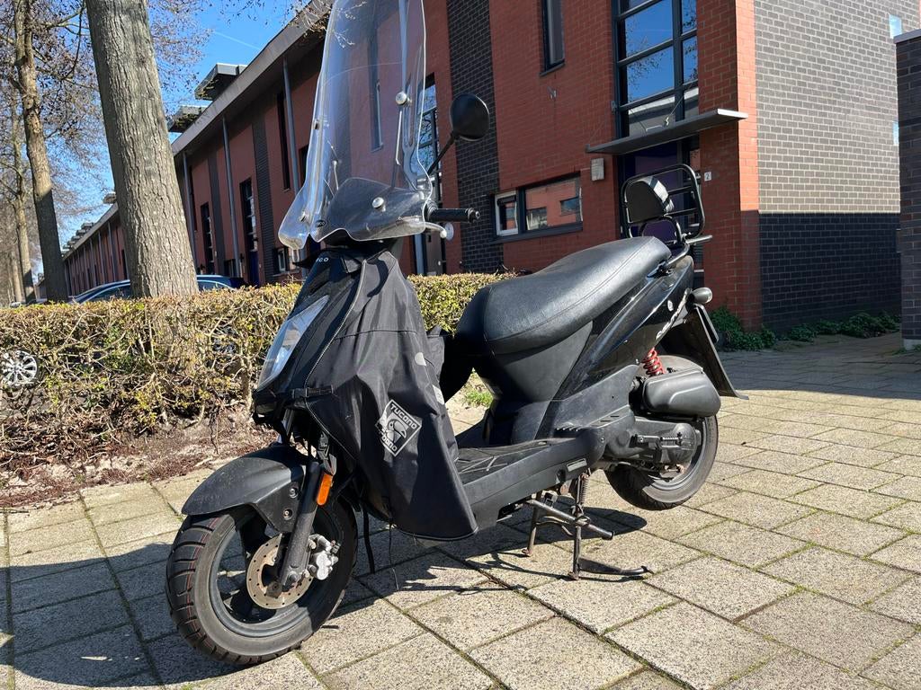 Kymco Agility 50 Scooter - Zwart, Goed Onderhouden, Ophalen, Gebruikt, Agility, Benzine