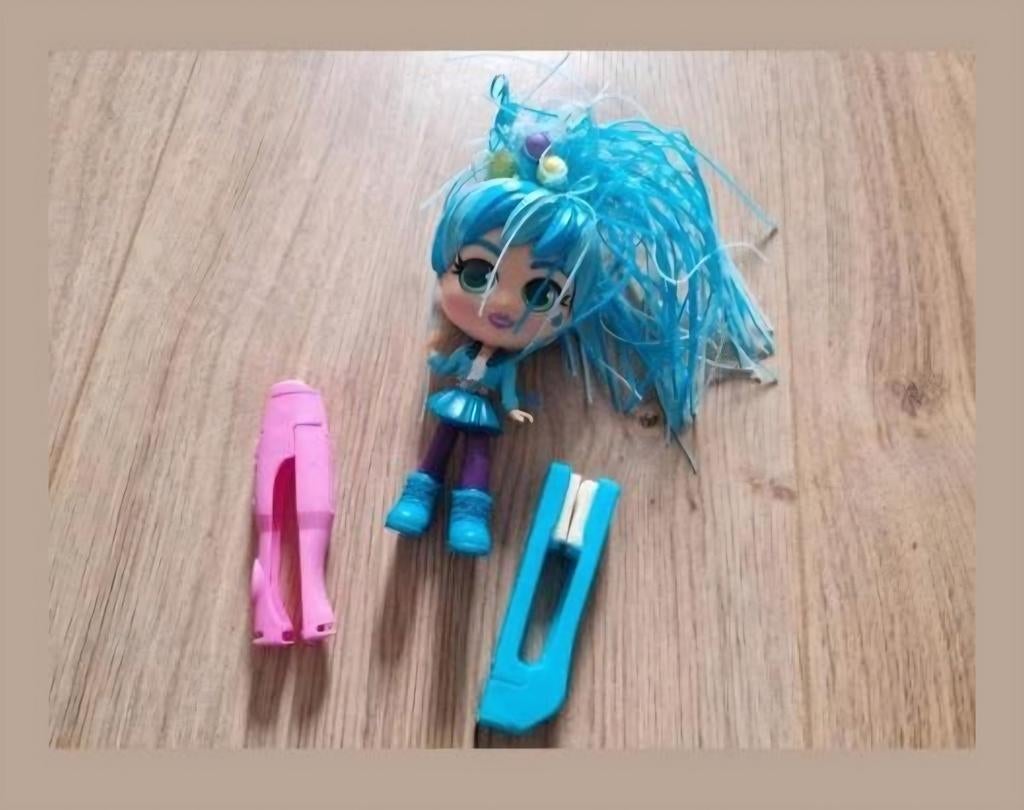 Popje met haartools, Ophalen of Verzenden
