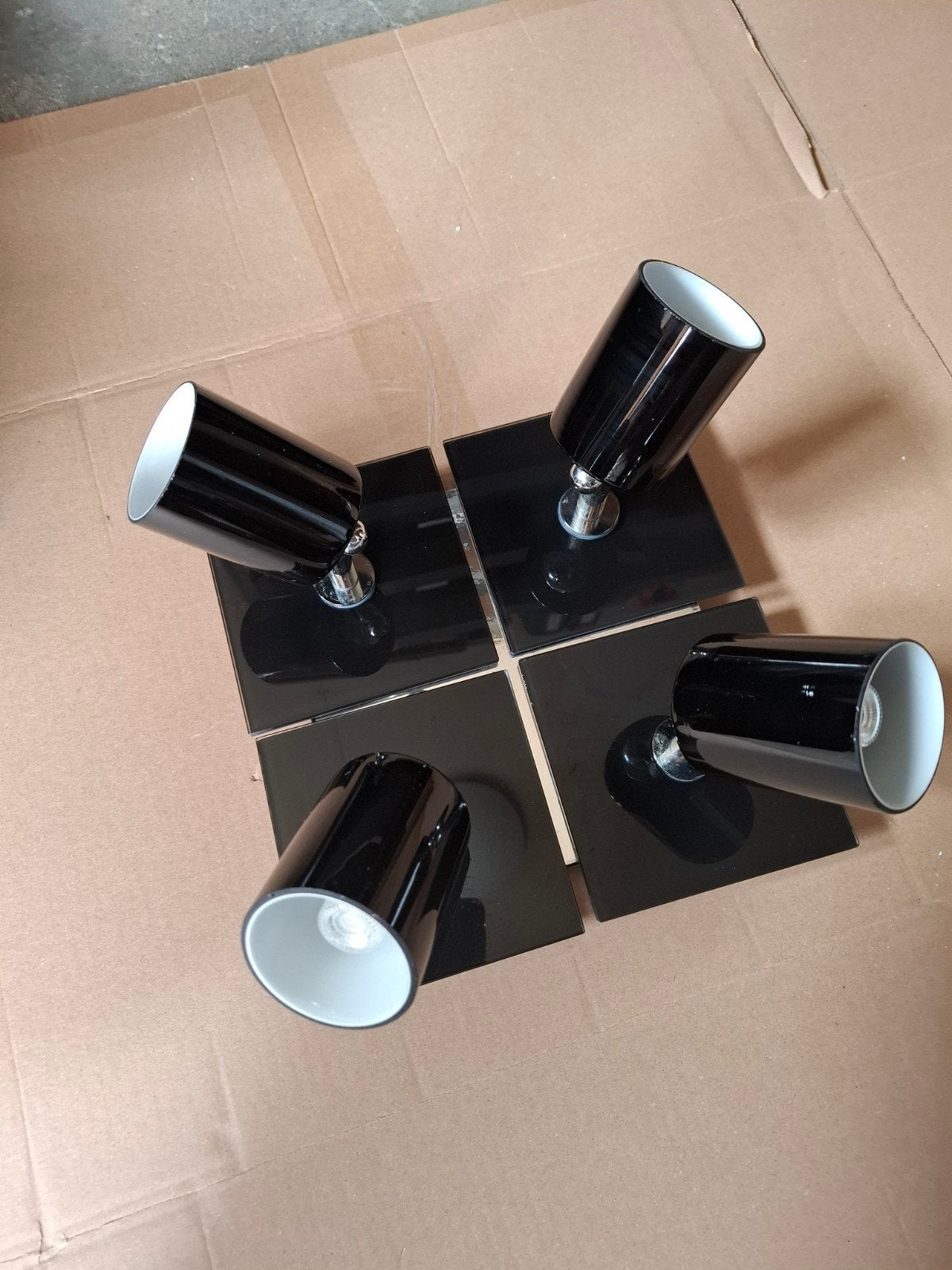 Zwarte plafondspot Jan Des Bouvrie met 4 verstelbare spots, Huis en Inrichting, Lampen | Spots, Gebruikt, Plafondspot of Wandspot