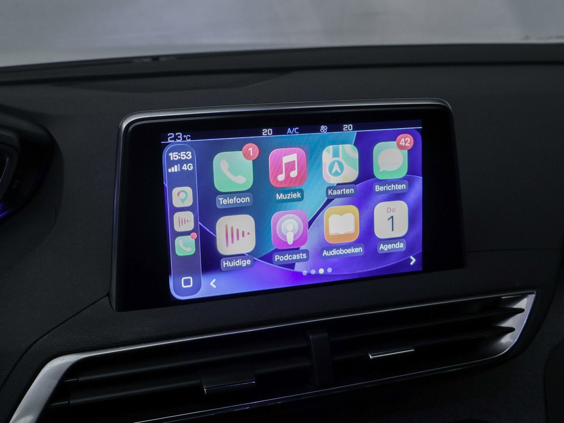 Foto 2 van Peugeot 5008 1.2 PureTech Allure Sport (APPLE CARPLAY,NAVI,C