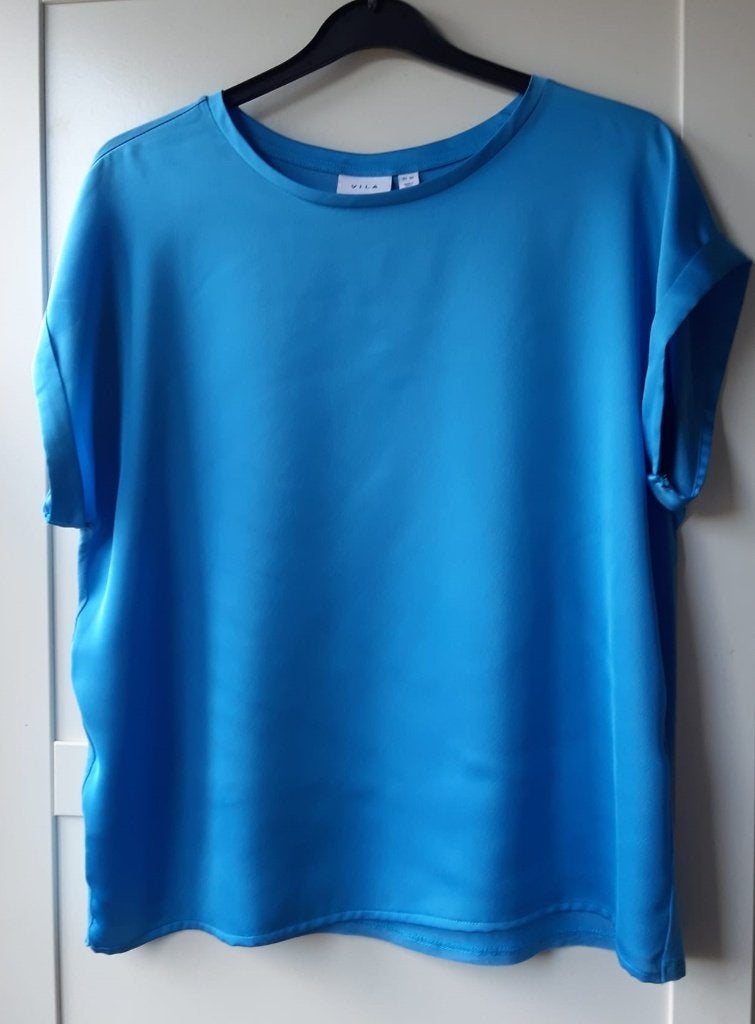 Hemels blauwe top/blouse Vila glans maat 40, Maat 38/40 (M), Blauw, Vila, Ophalen of Verzenden