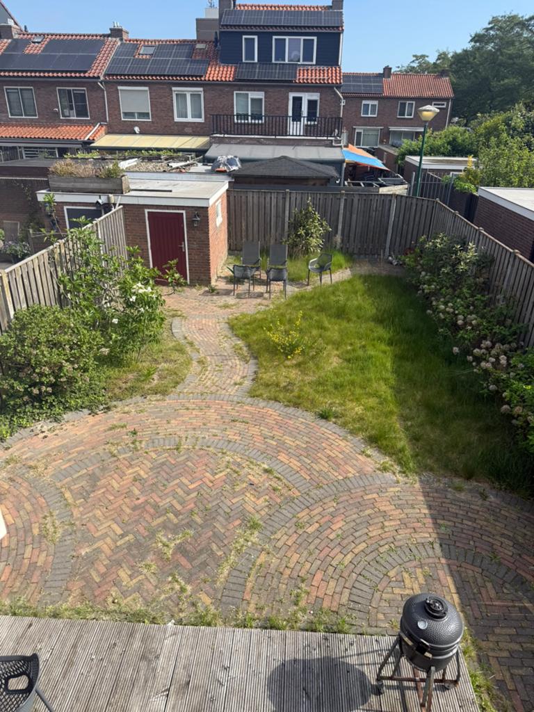 GEZOCHT: Afvoeren klinkers en stenen, Ophalen, Beton, Klinkers