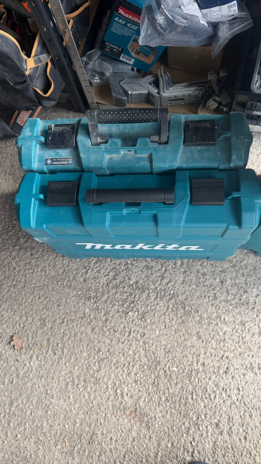 Makita kitspuit koffers, Ophalen, Zo goed als nieuw
