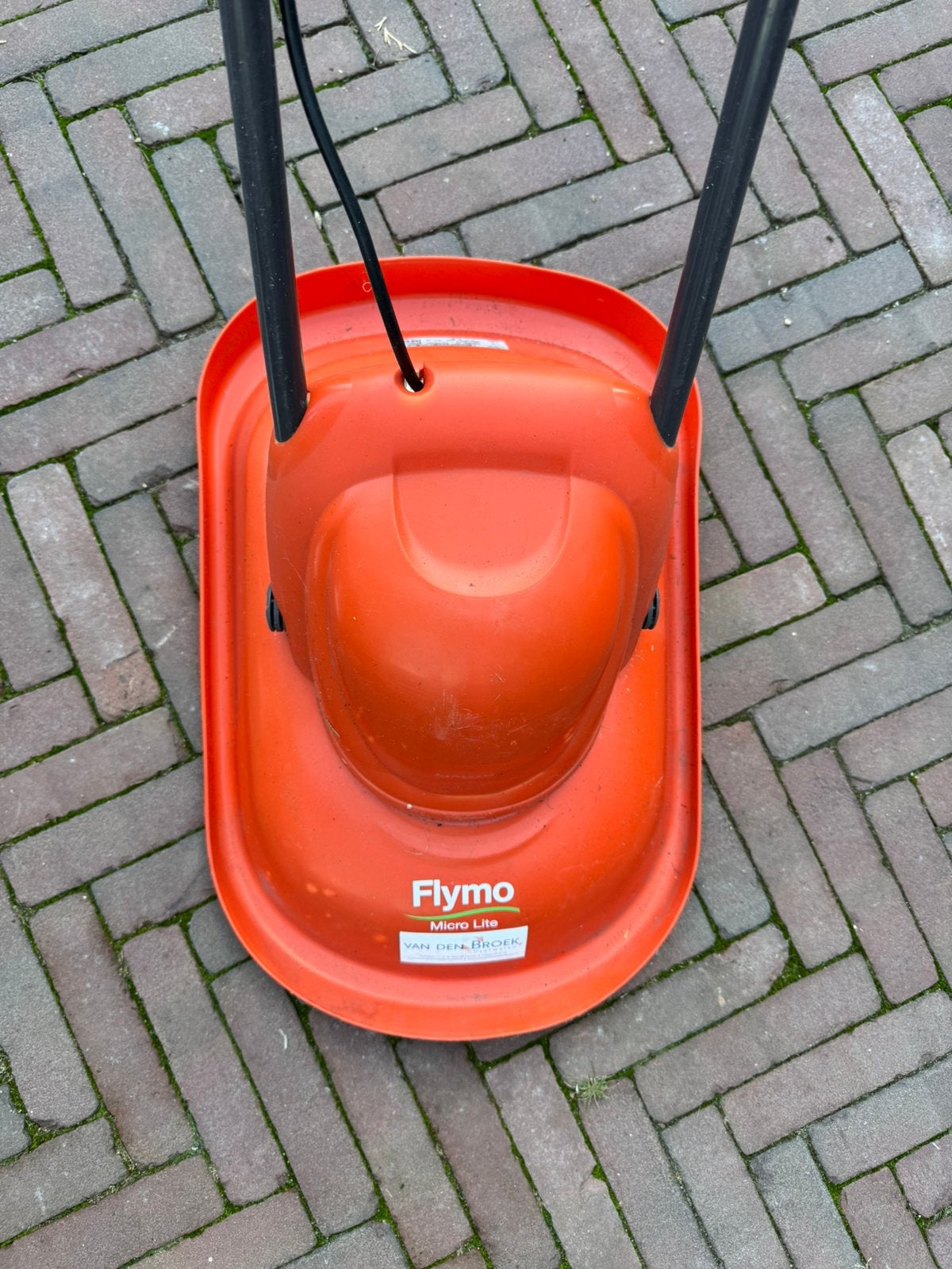 Flymo grasmaaier, Zweefmaaier, Ophalen, Gebruikt