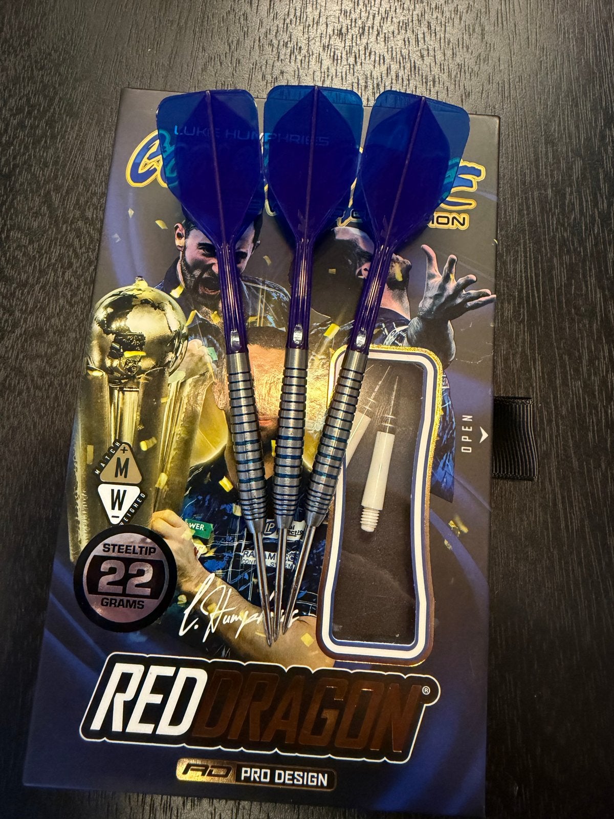 TX3 22G Luke Humphries Blue Special Edition Darts, Sport en Fitness, Darts, Ophalen of Verzenden, Zo goed als nieuw, Pijlen