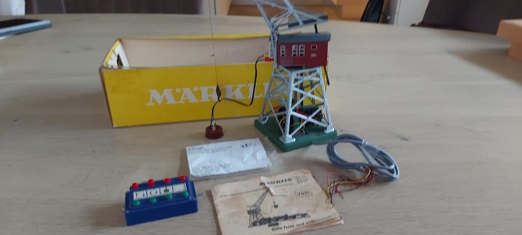 Märklin el. bed. kraanmet magneet artnr 7051 in ovp, Hobby en Vrije tijd, Modeltreinen | H0, Wisselstroom, Wagon, Ophalen of Verzenden