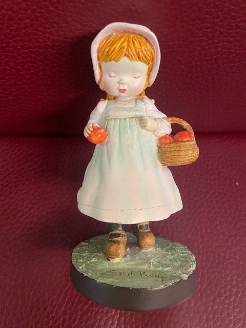 Verzamelbeeldje ven een meisje - Sarah Kay collectie, Ophalen of Verzenden, Nieuw