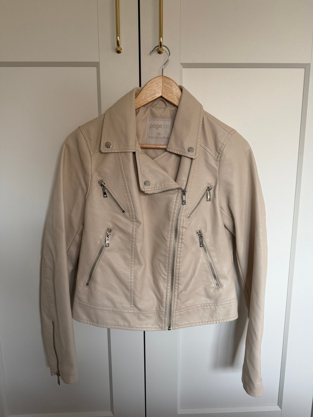 Page One bikerjack beige/crème maat 36 – nieuw, Kleding | Dames, Jassen | Zomer, Ophalen of Verzenden, Zo goed als nieuw, Maat 36 (S)