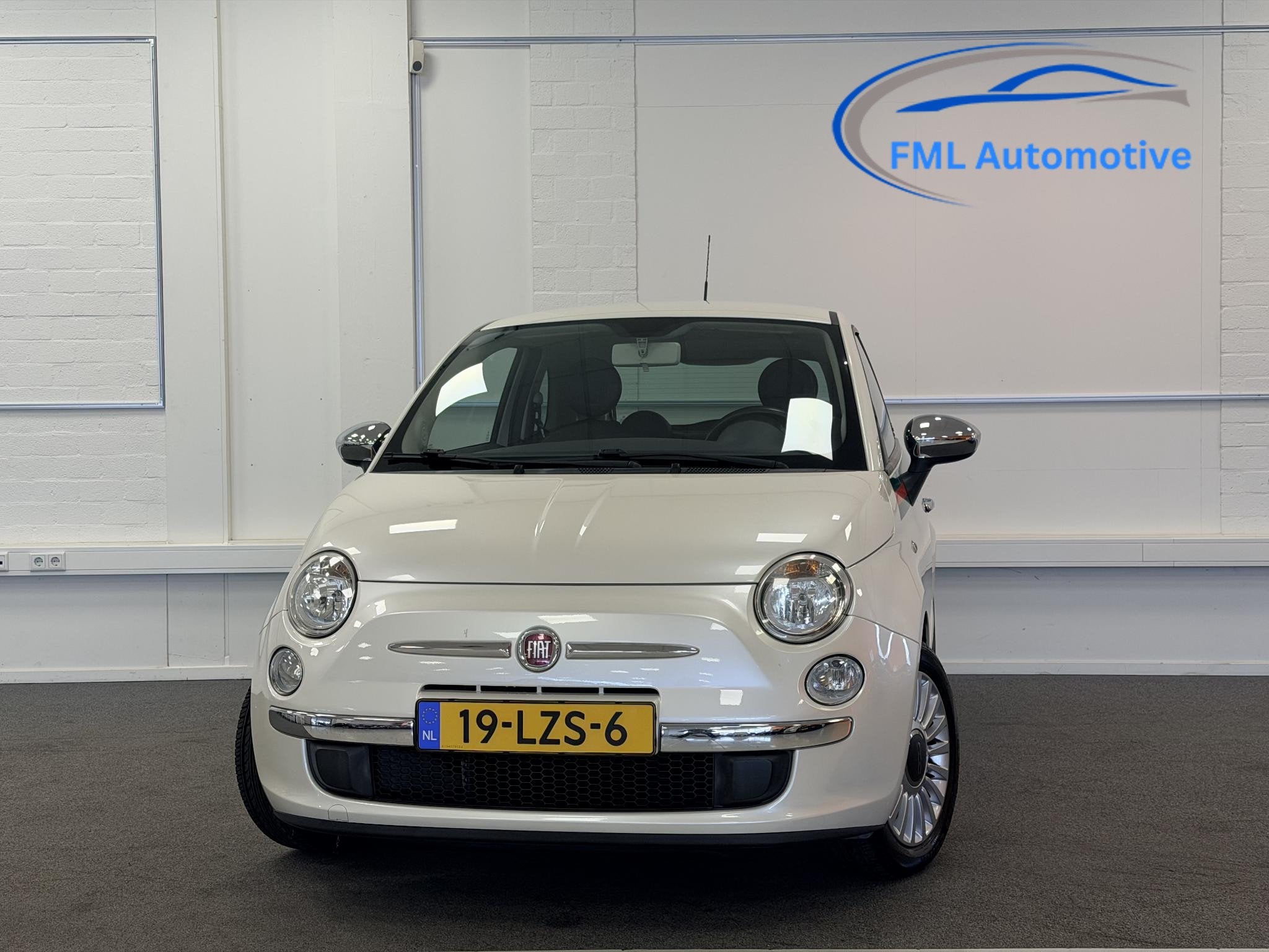 Fiat 500 1.2 Sport Gucci Automaat | Trekhaak | Lederen bekle, Auto's, Fiat, Euro 5, Gebruikt, 1242 cc, 69 pk