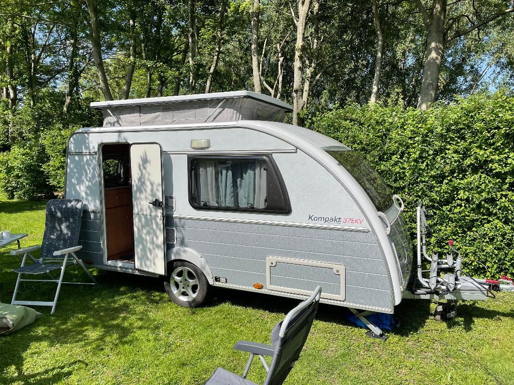 Kip Kompakt 37EKV caravan uit 2010, Standaardzit, 2 aparte bedden, Kip, Tot en met 2