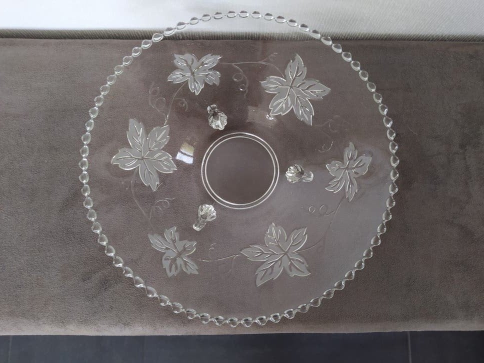Glazen schaal met druivenblad, vintage, Ophalen of Verzenden, Rond, Glas