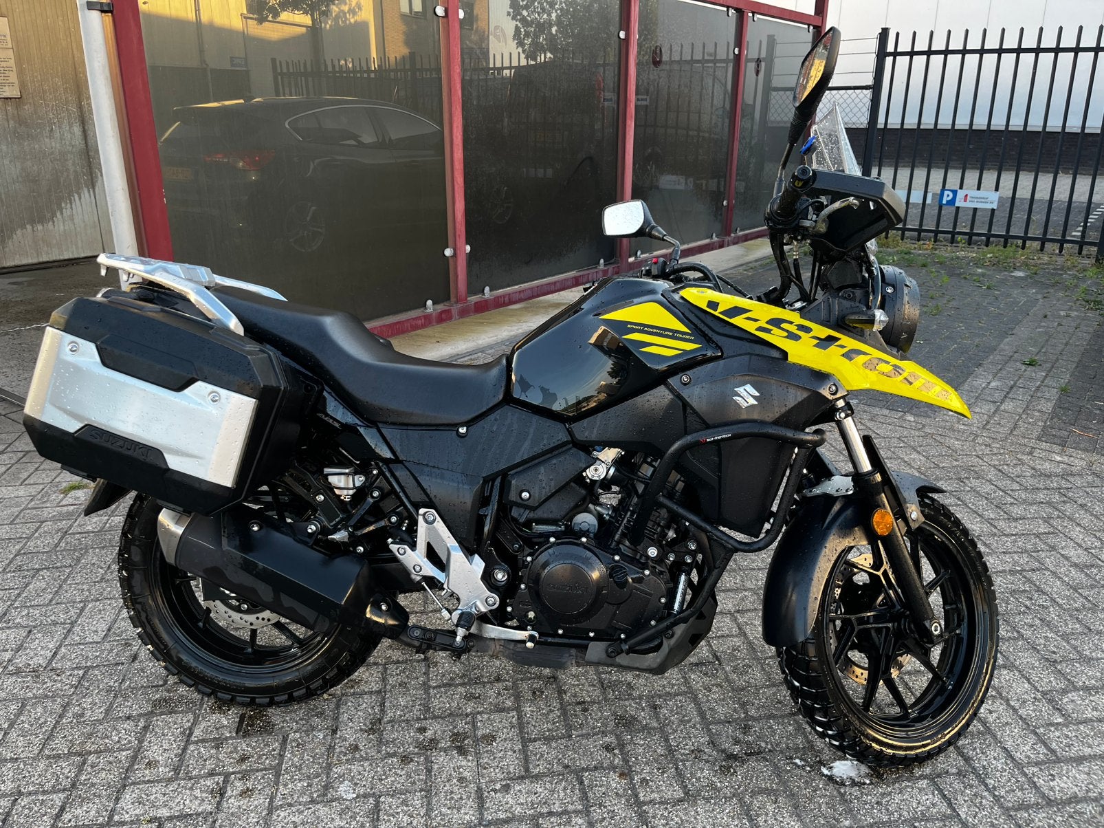 SUZUKI DL250 bj 2019!, Motoren, Motoren | Suzuki, 2 cilinders, Gebruikt, 248 cc, Minimaal motorrijbewijs A2