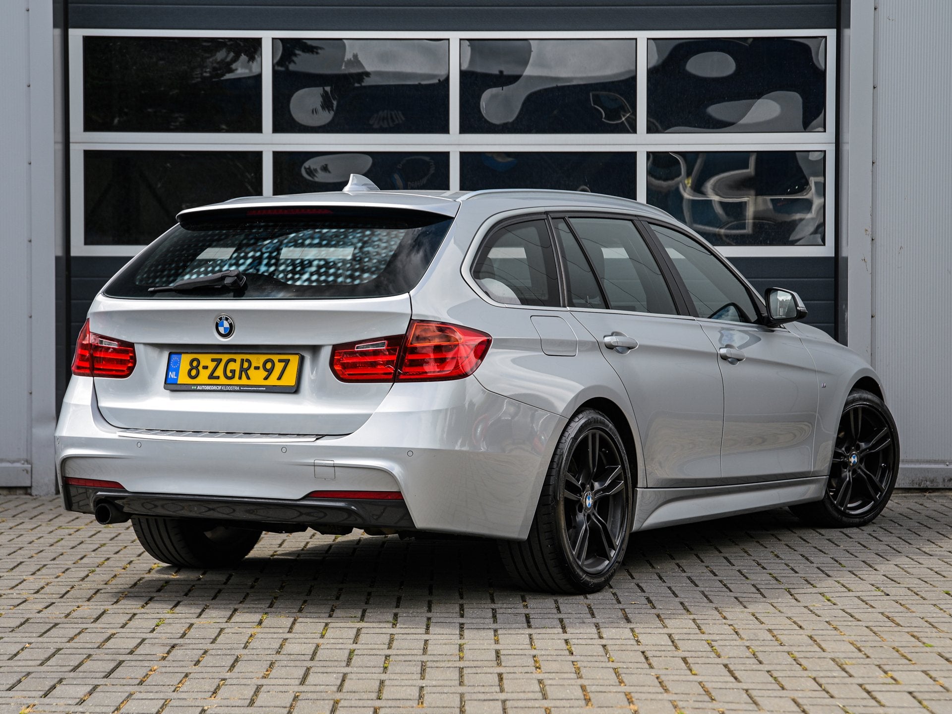 BMW 3-serie Touring 316i Executive | M-pakket | Xenon | Clim, Gebruikt, 4 cilinders, Alcantara, Automatische klimaatregeling
