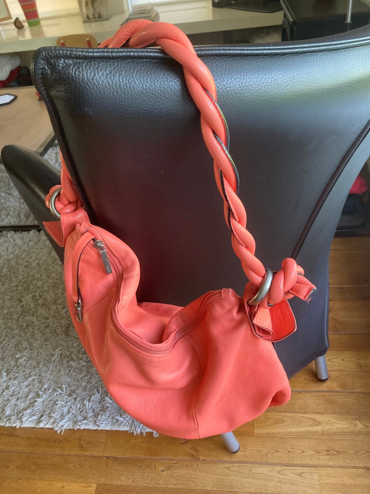 Beautiful LUPO Barcelona Leather soft coral pink Hobo Bag, Ophalen of Verzenden, Zo goed als nieuw, Roze, Overige typen