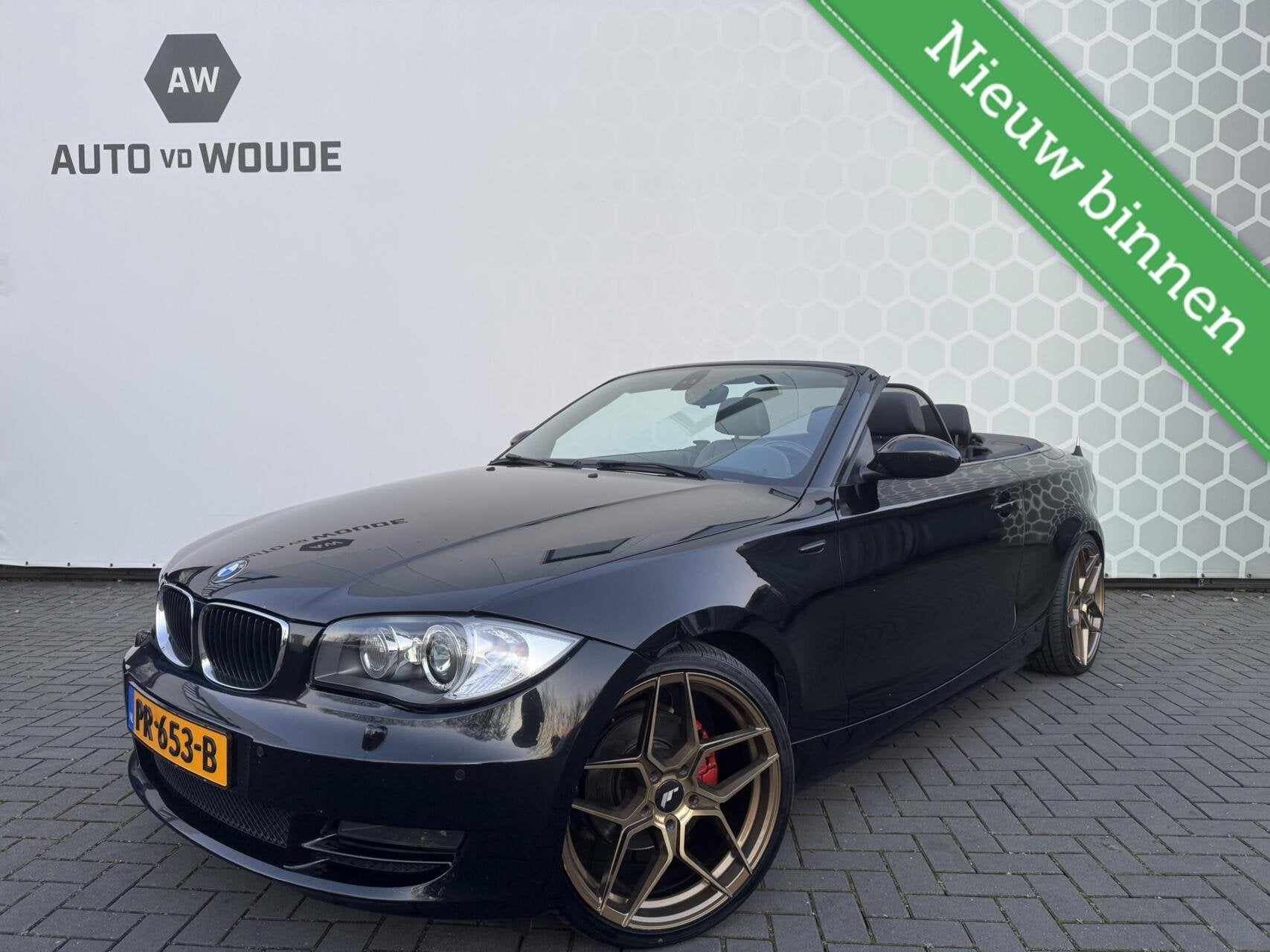 BMW 1-serie Cabrio 120i Executive Leer Xenon 19 inch velgen, Auto's, BMW, Achterwielaandrijving, 4 cilinders, Cabriolet, Zwart