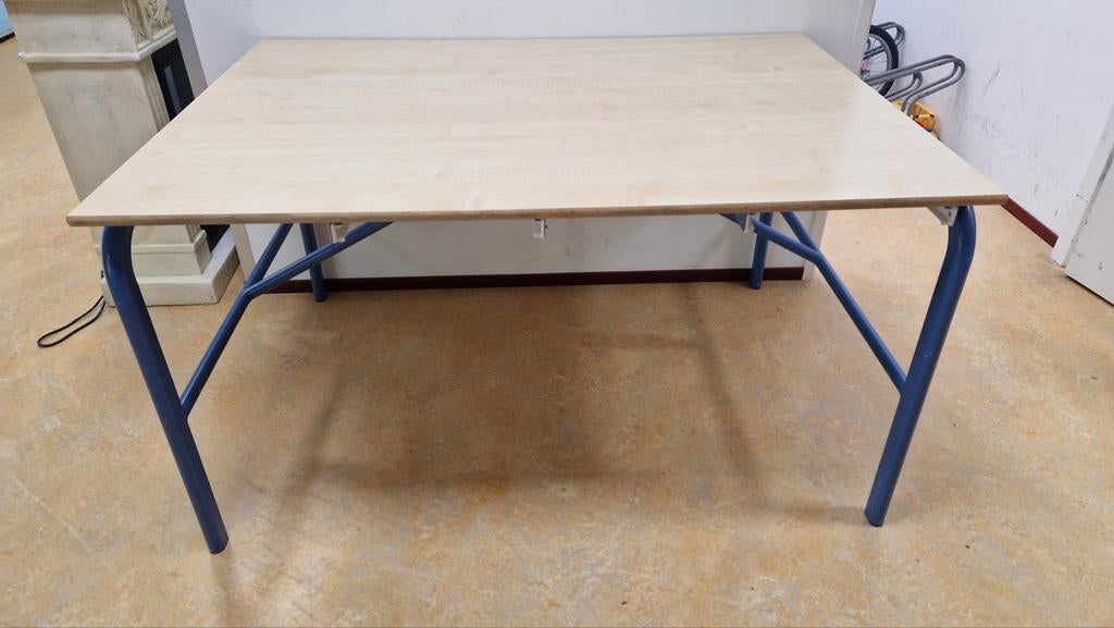 5 (school) tafels gratis afhalen Hoofddorp, Ophalen, Gebruikt