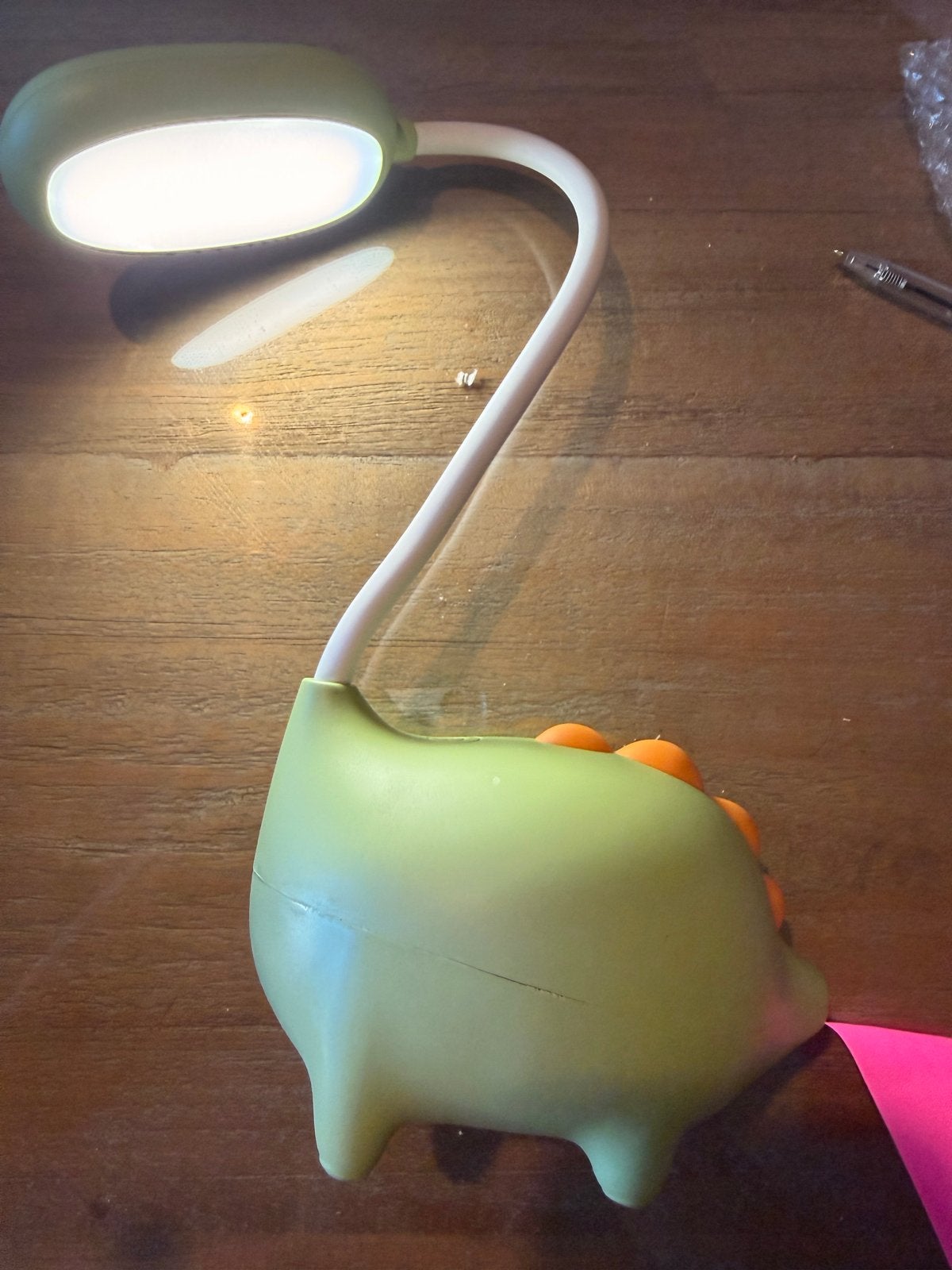 Dinosaurus Kinderlamp - 3 Standen, Verstelbaar, Huis en Inrichting, Lampen | Tafellampen, Ophalen of Verzenden, Nieuw, Kunststof