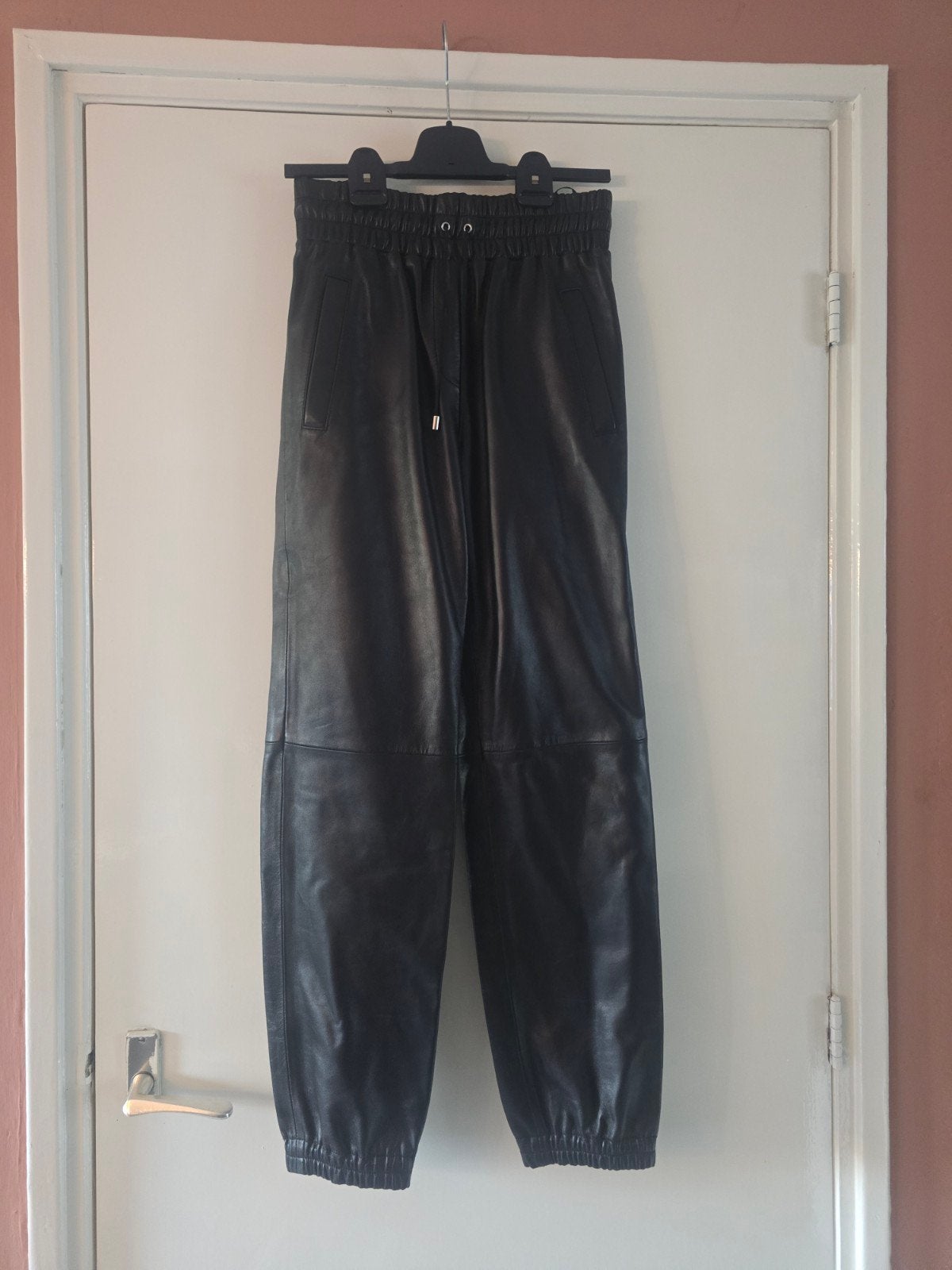 stand studio zwarte leren broek maat 36, Verzenden, Zwart, Zo goed als nieuw, Maat 36 (S)